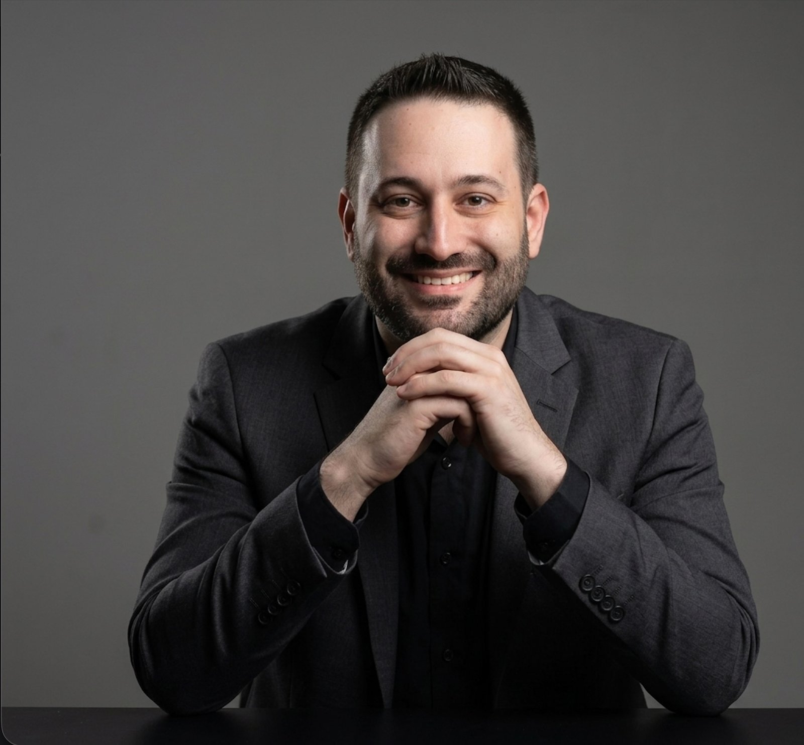 Dr. Gustavo Gomes Brito